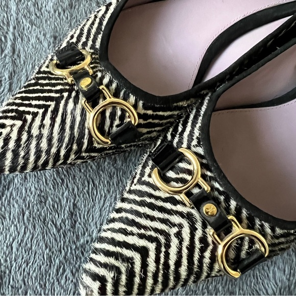 ✨Cole Haan Women's Zebra Pattern Flats with Gold Accents - Picture 6 of 8